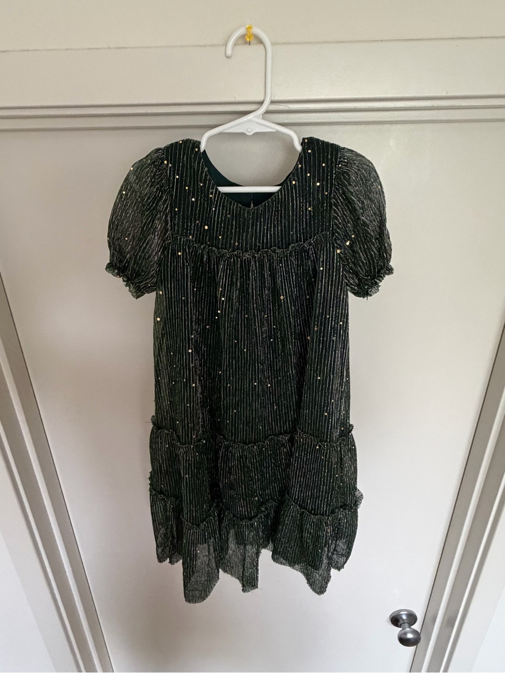 Zunie Black Sparkle Tiered Puff Sleeve Dress